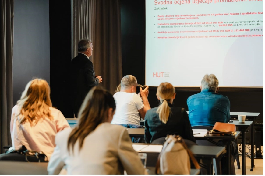 Ekonomski učinci investiticija u hotele i kampove 1 HUT hotelske investicije 2